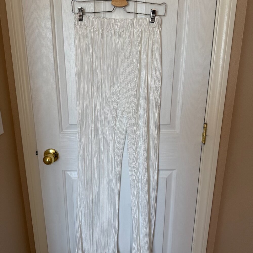 Two-Piece Set - Picture 3 of 3